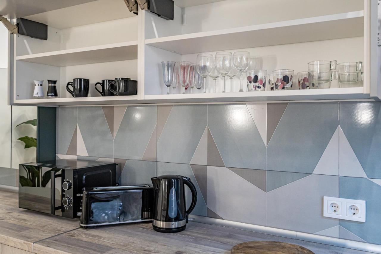 ולנסיה Exquisite Studio Apartment With An Original Design מראה חיצוני תמונה