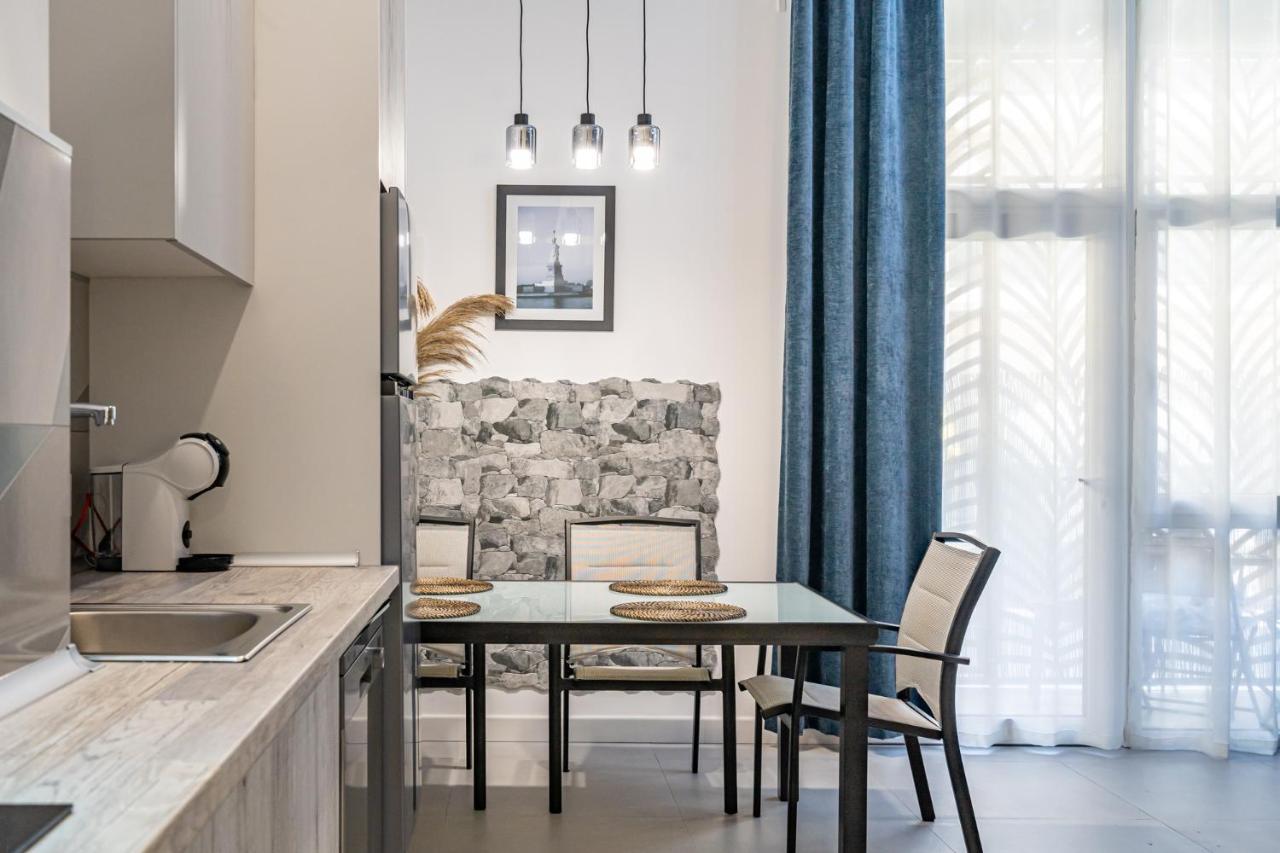 ולנסיה Exquisite Studio Apartment With An Original Design מראה חיצוני תמונה
