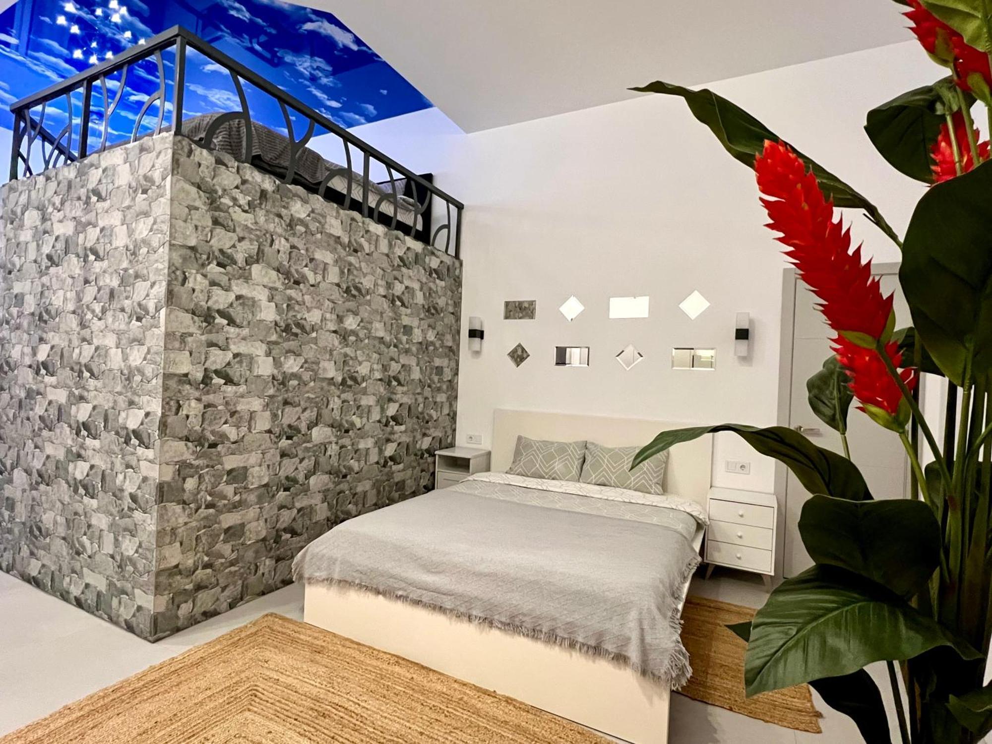 ולנסיה Exquisite Studio Apartment With An Original Design מראה חיצוני תמונה